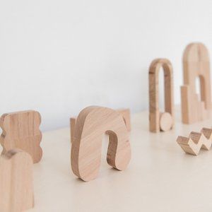 Set of decorative objects SHAPES